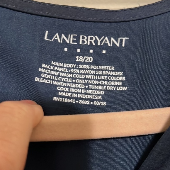 lane Bryant Causal top EUC - Picture 2 of 5